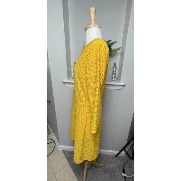 Gianni Bini Women's Fitted Dress Size Large (L) 3/4 Sleeve Marigold Yellow - Picture 4 of 9